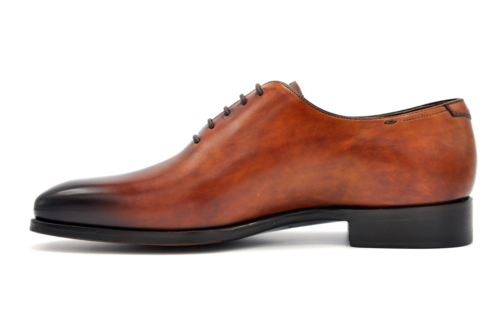 magnanni wholecut oxford